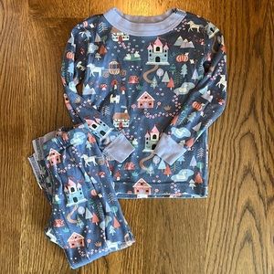 Hanna Andersson girls size 4 pajamas